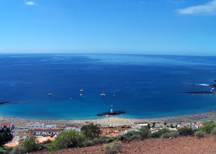Azahara Deck * Playa de las Americas (Tenerife)
